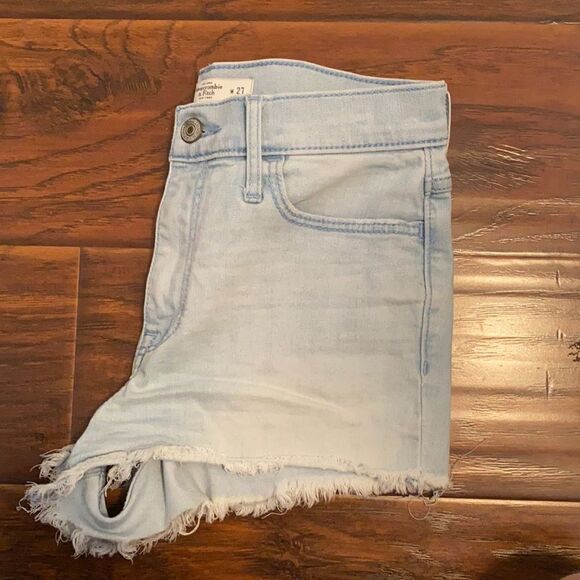 Abercrombie & Fitch Distressed Frayed Hem Denim Shorts Festival Summer Spring - Picture 1 of 9